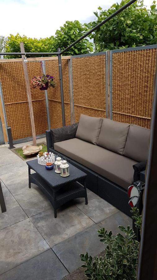 Het Gildehuis Met Sauna En Jacuzzi Stevensweert Exterior foto
