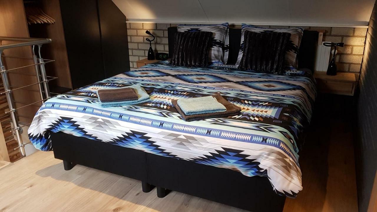Het Gildehuis Met Sauna En Jacuzzi Stevensweert Exterior foto