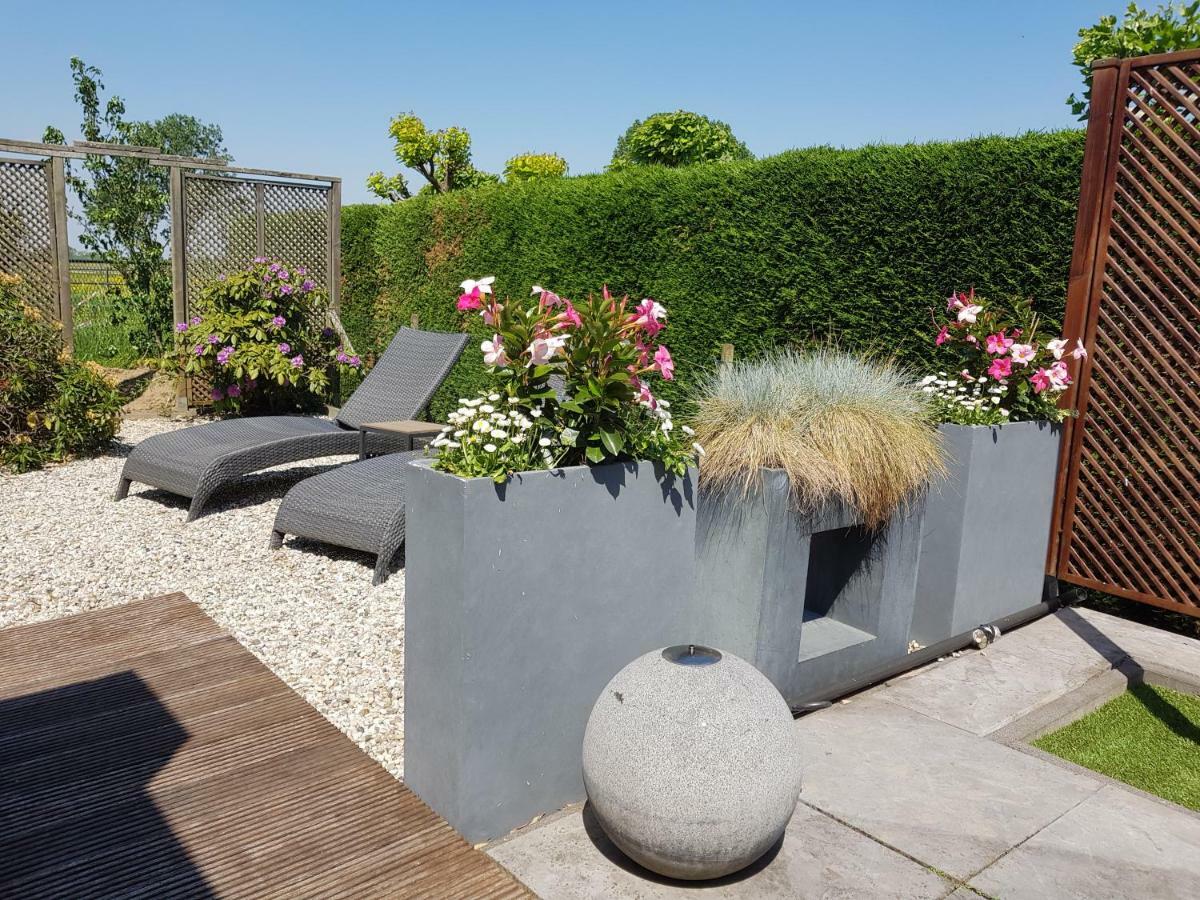 Het Gildehuis Met Sauna En Jacuzzi Stevensweert Exterior foto