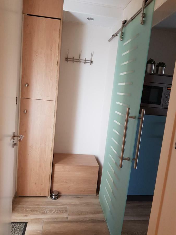 Het Gildehuis Met Sauna En Jacuzzi Stevensweert Exterior foto