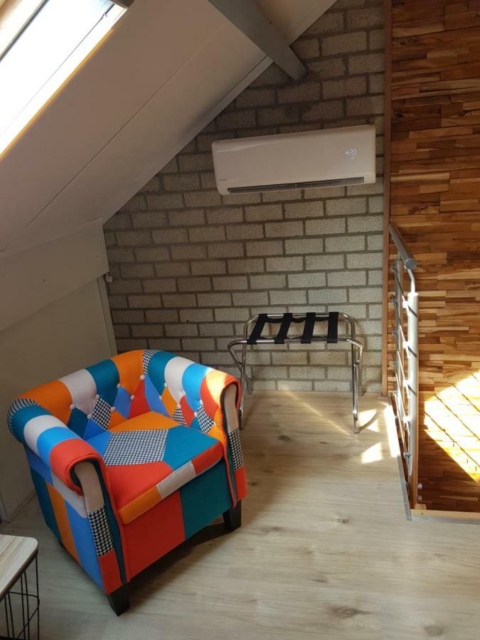 Het Gildehuis Met Sauna En Jacuzzi Stevensweert Exterior foto